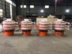 浙江4臺塑料振動篩已發(fā)貨，請蕭經(jīng)理注意查收！
